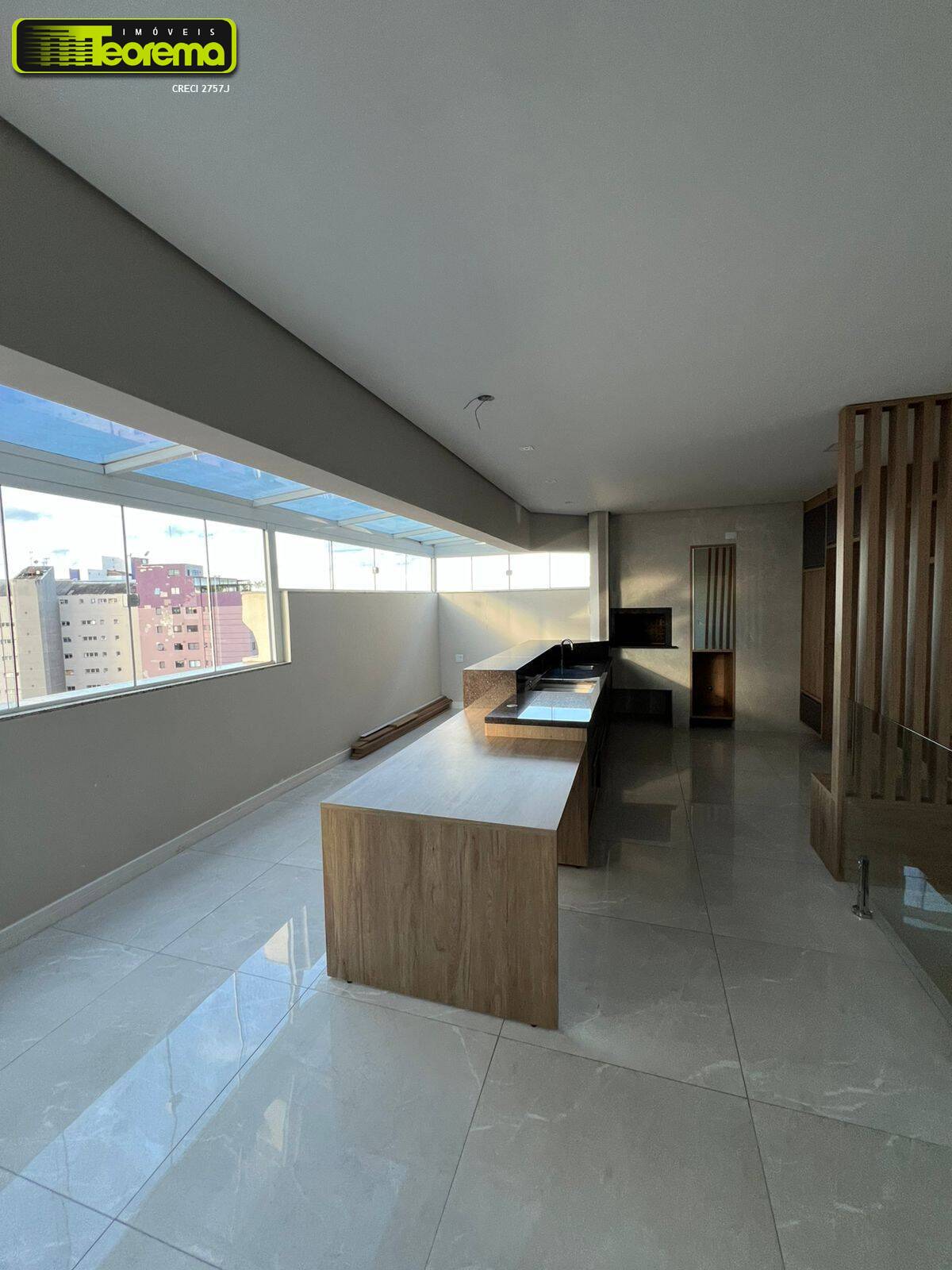 Cobertura à venda e aluguel com 2 quartos, 167m² - Foto 2